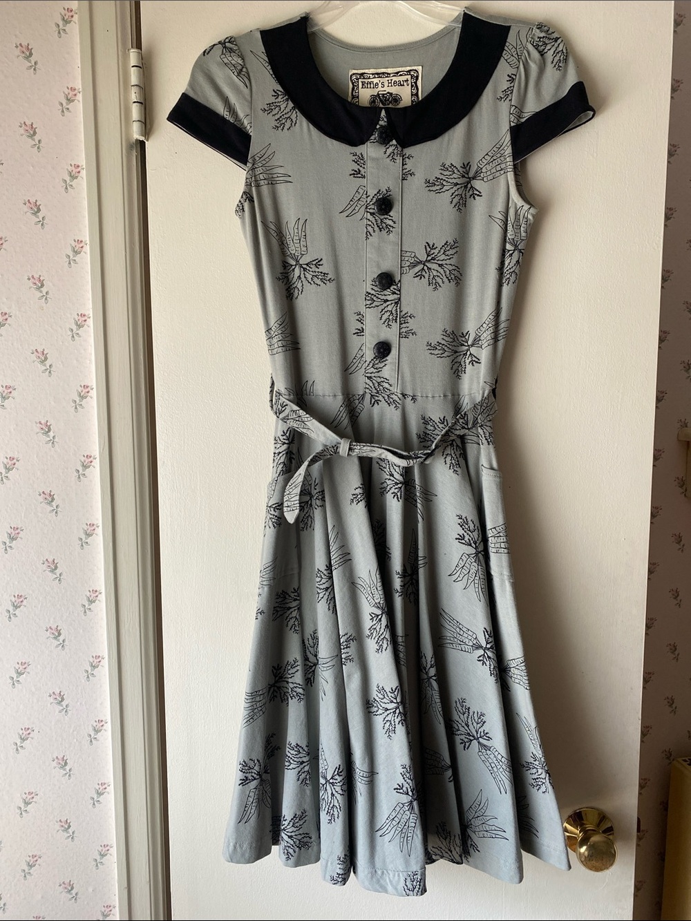 Adorable Effie’s Heart Gray Dress NWOT with Black Collar & Trim